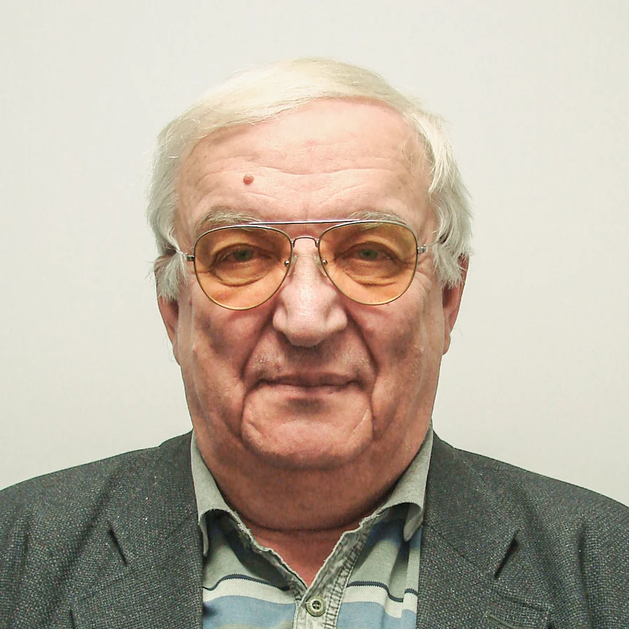 Ремизов Юрий Владимирович